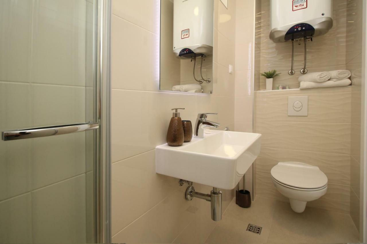 Mar Adentro Makarska Apartment Екстериор снимка